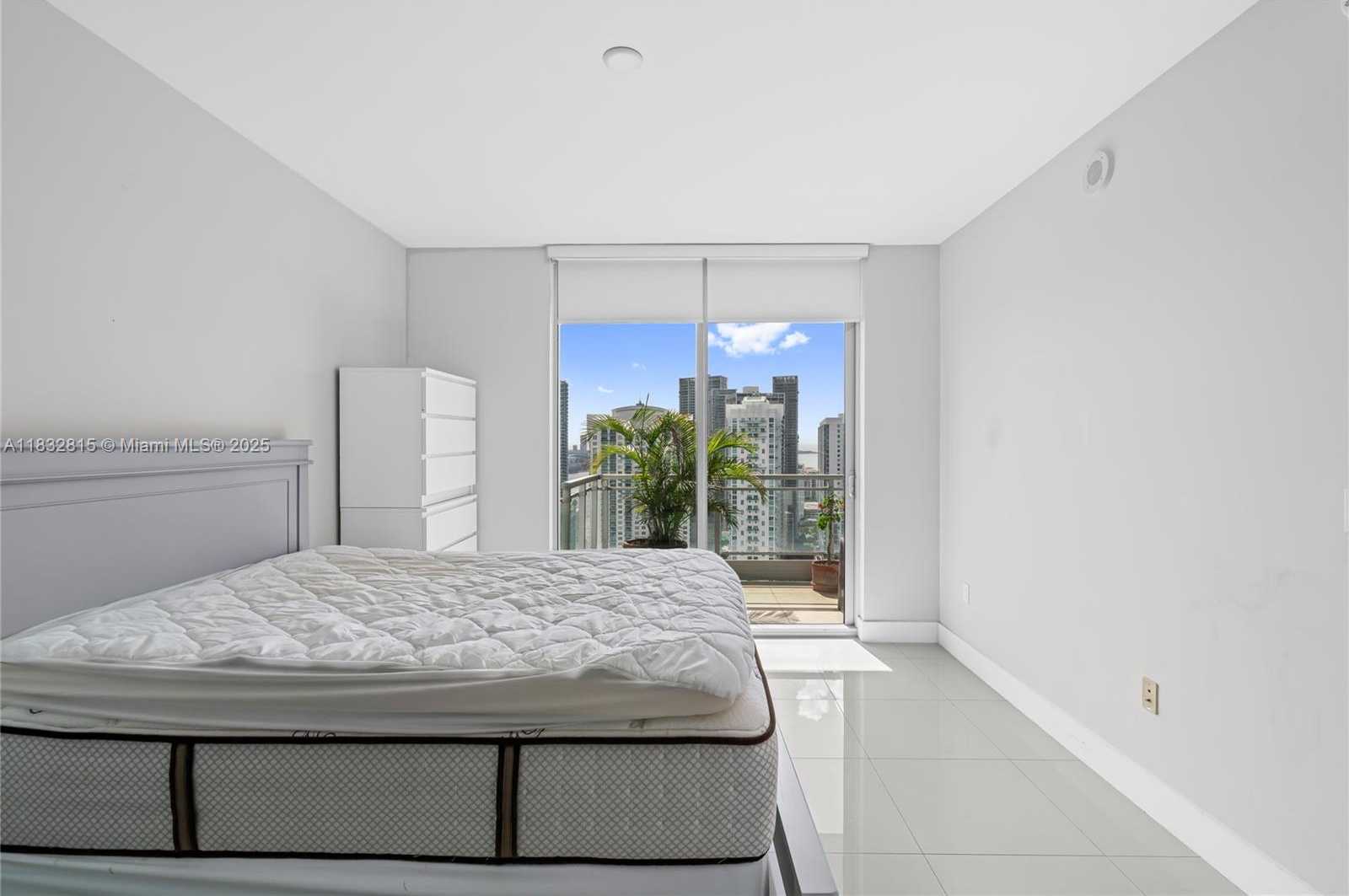 Small Image of 92 SOUTH WEST 3RD ST #4112, Miami Number 15