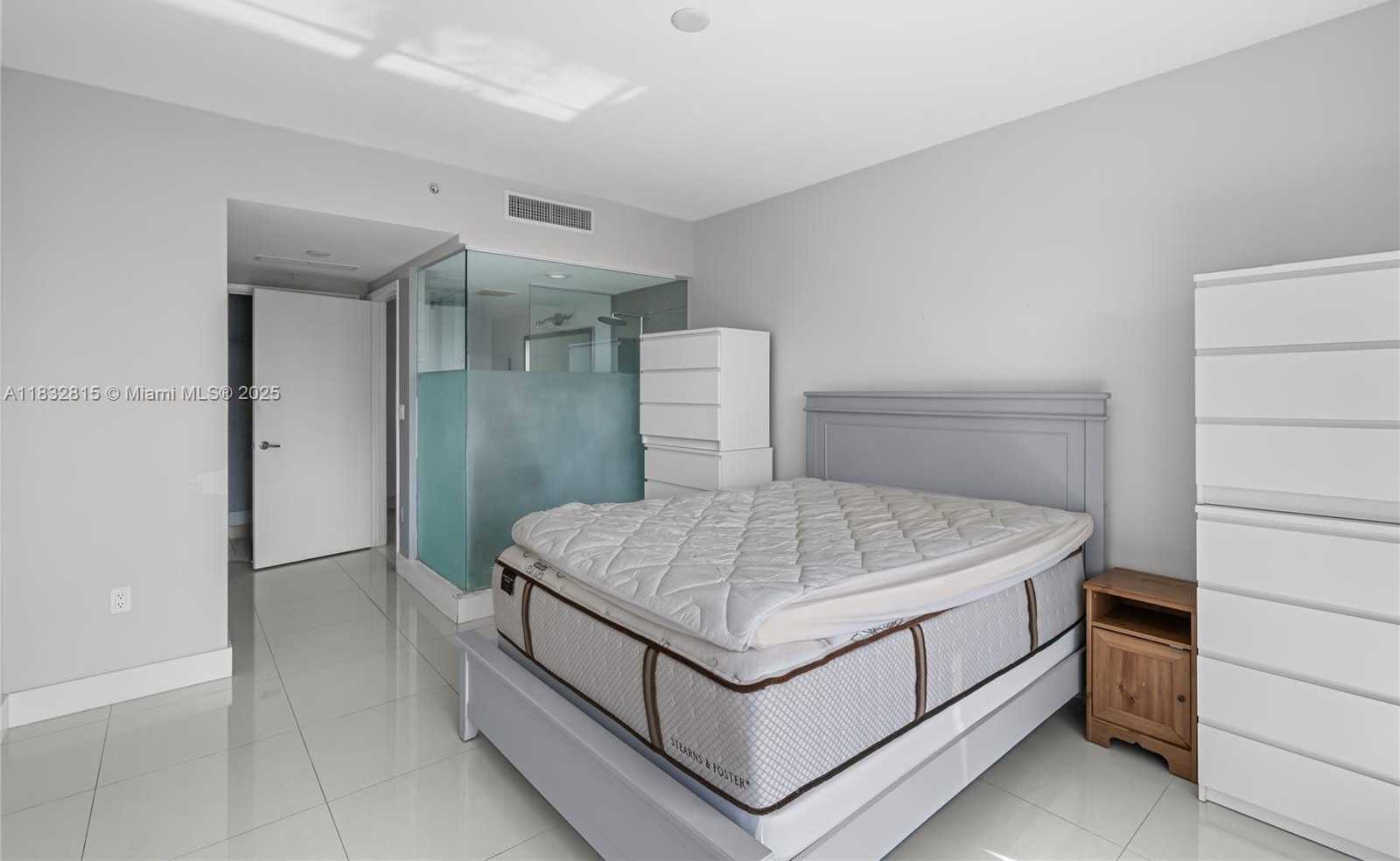 Small Image of 92 SOUTH WEST 3RD ST #4112, Miami Number 18