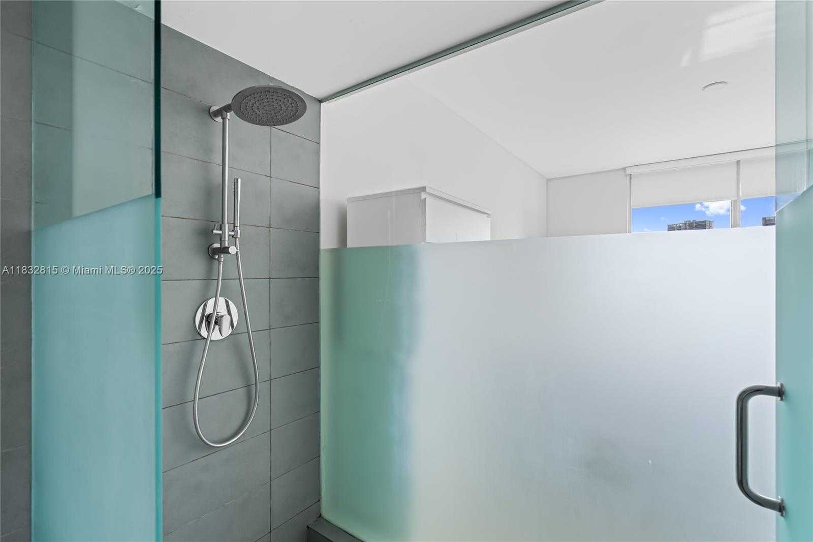 Small Image of 92 SOUTH WEST 3RD ST #4112, Miami Number 24