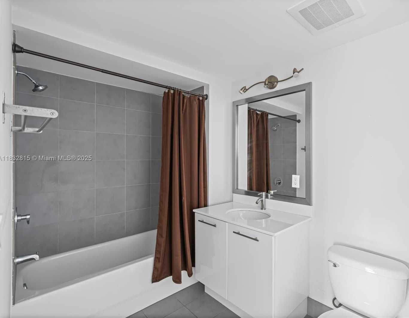 Small Image of 92 SOUTH WEST 3RD ST #4112, Miami Number 26