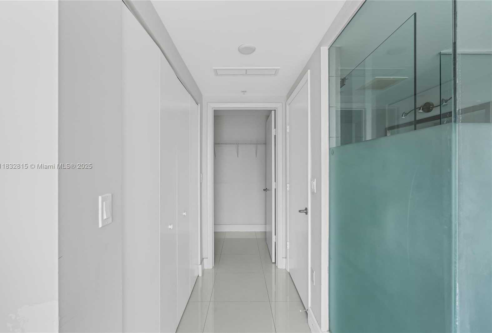 Small Image of 92 SOUTH WEST 3RD ST #4112, Miami Number 28