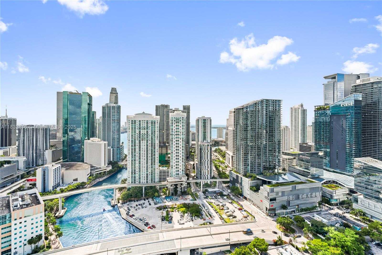 Small Image of 92 SOUTH WEST 3RD ST #4112, Miami Number 36