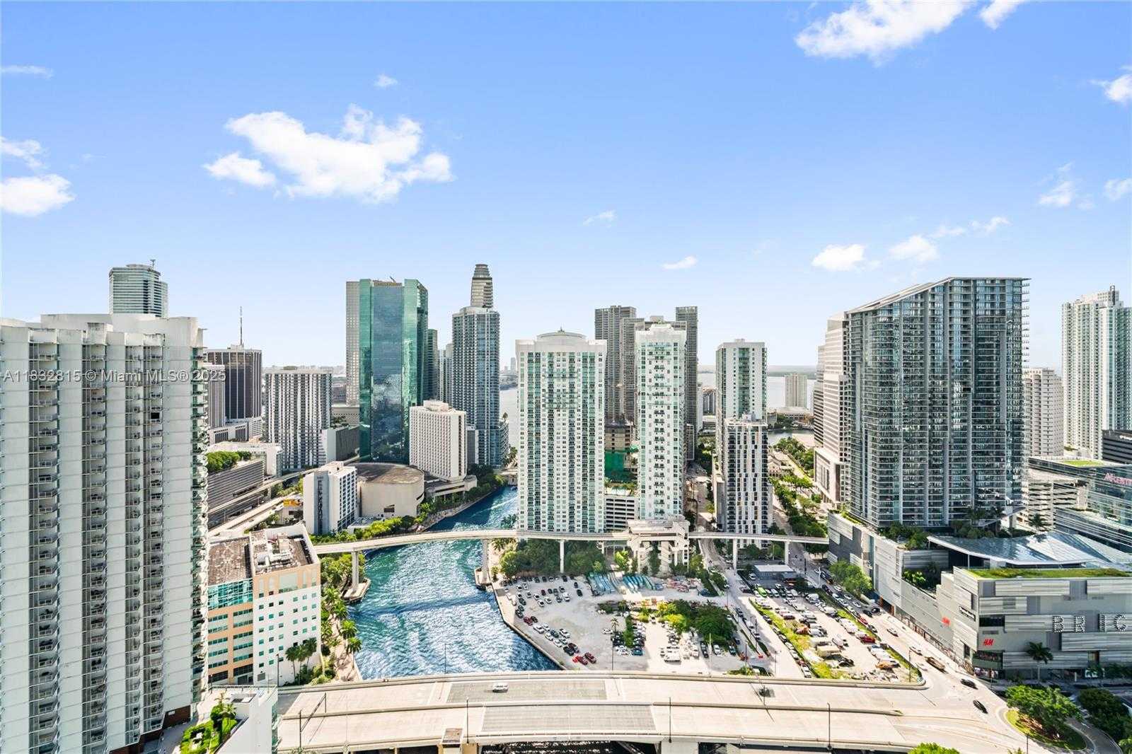 Small Image of 92 SOUTH WEST 3RD ST #4112, Miami Number 40
