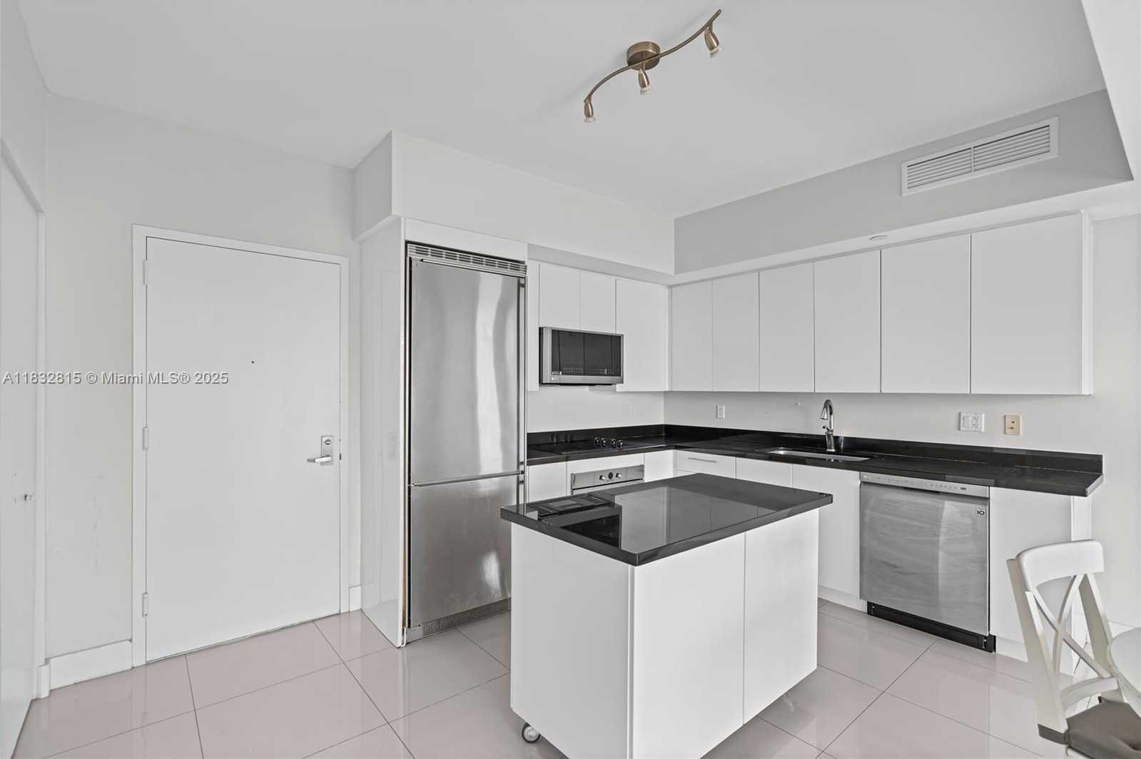 Small Image of 92 SOUTH WEST 3RD ST #4112, Miami Number 9