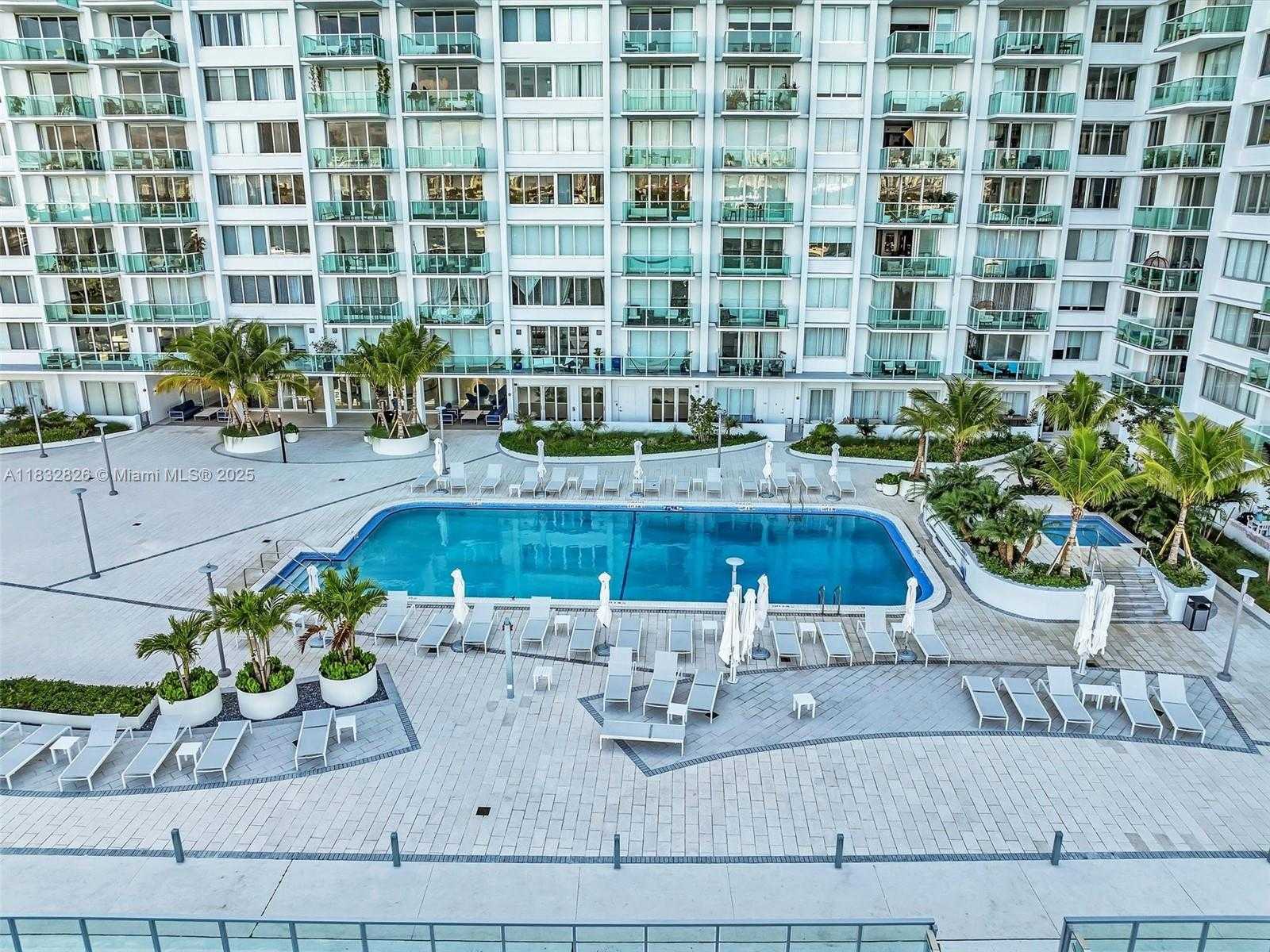 Small Image of 1000 WEST AVE #324, Miami Beach Number 22