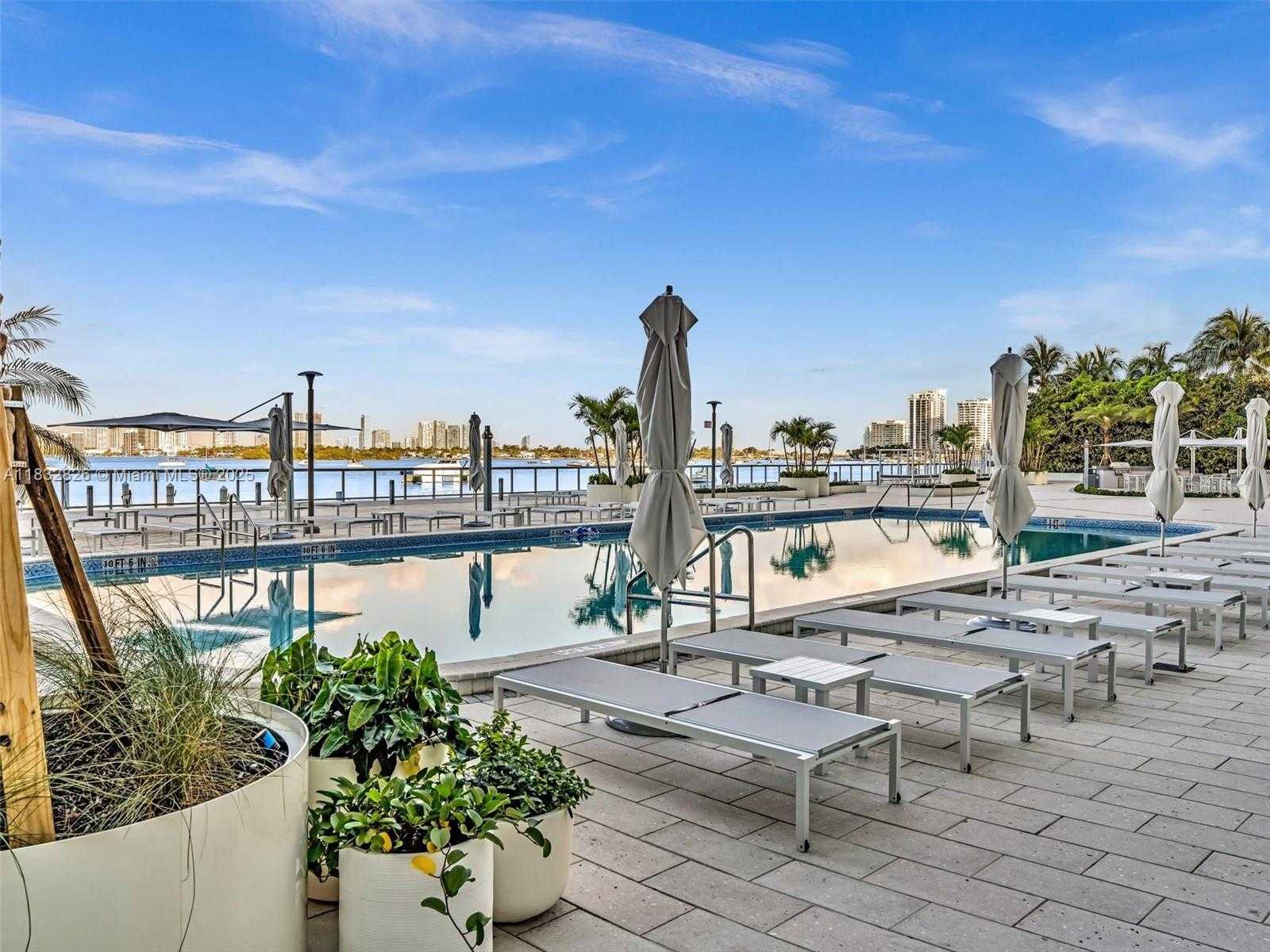 Small Image of 1000 WEST AVE #324, Miami Beach Number 26