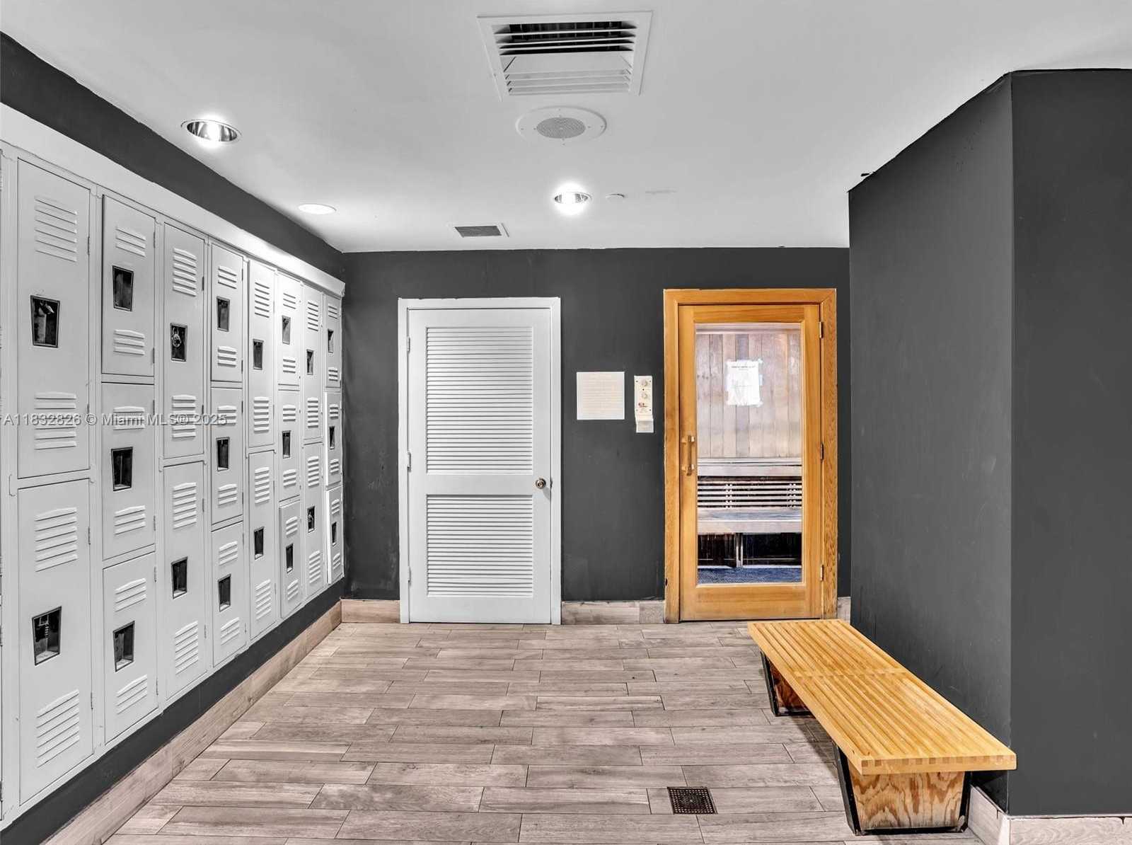 Small Image of 1000 WEST AVE #324, Miami Beach Number 30