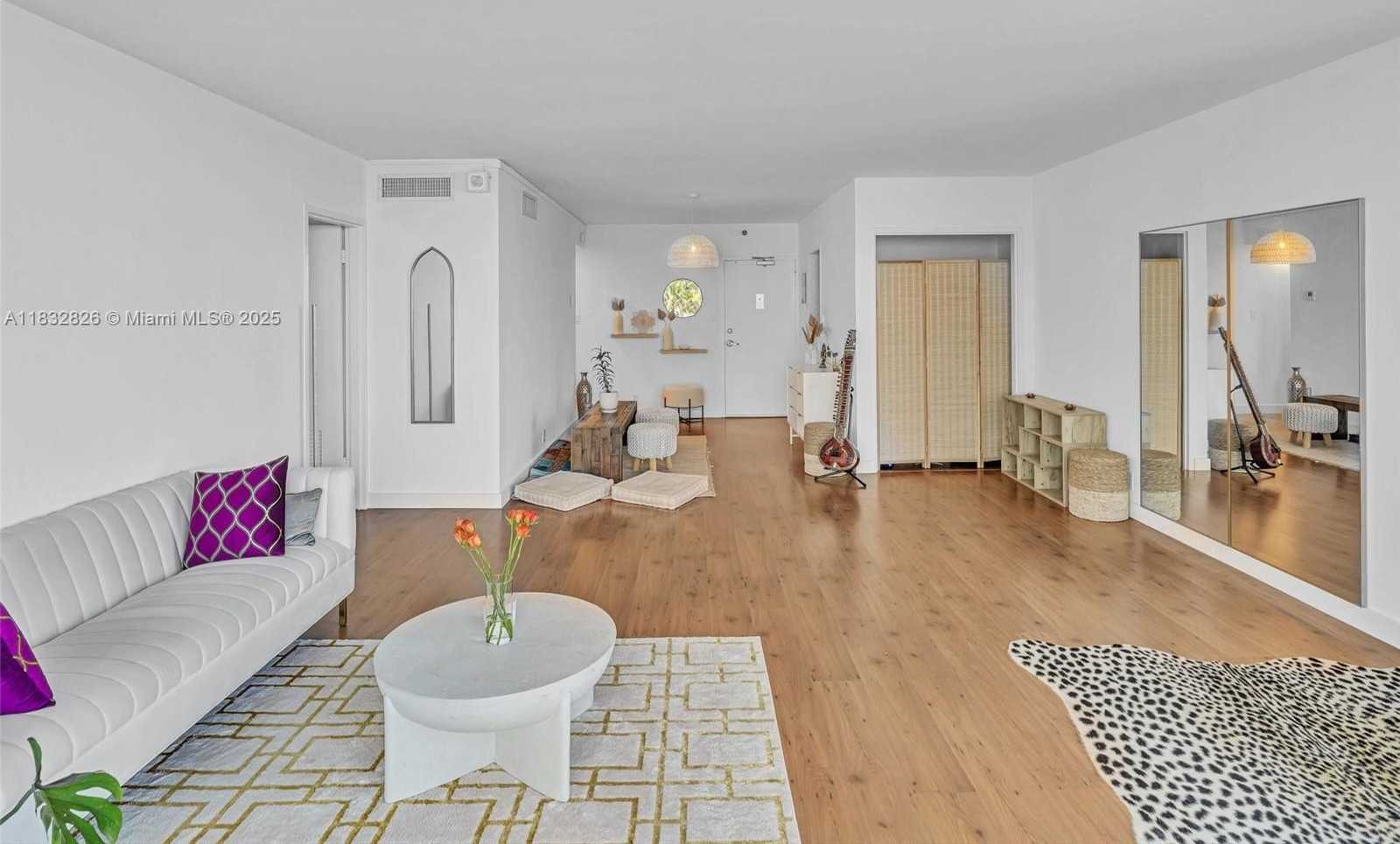 Small Image of 1000 WEST AVE #324, Miami Beach Number 8