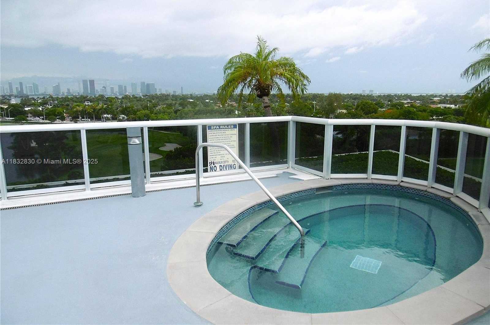 Small Image of 2001 MERIDIAN AVE #525, Miami Beach Number 32
