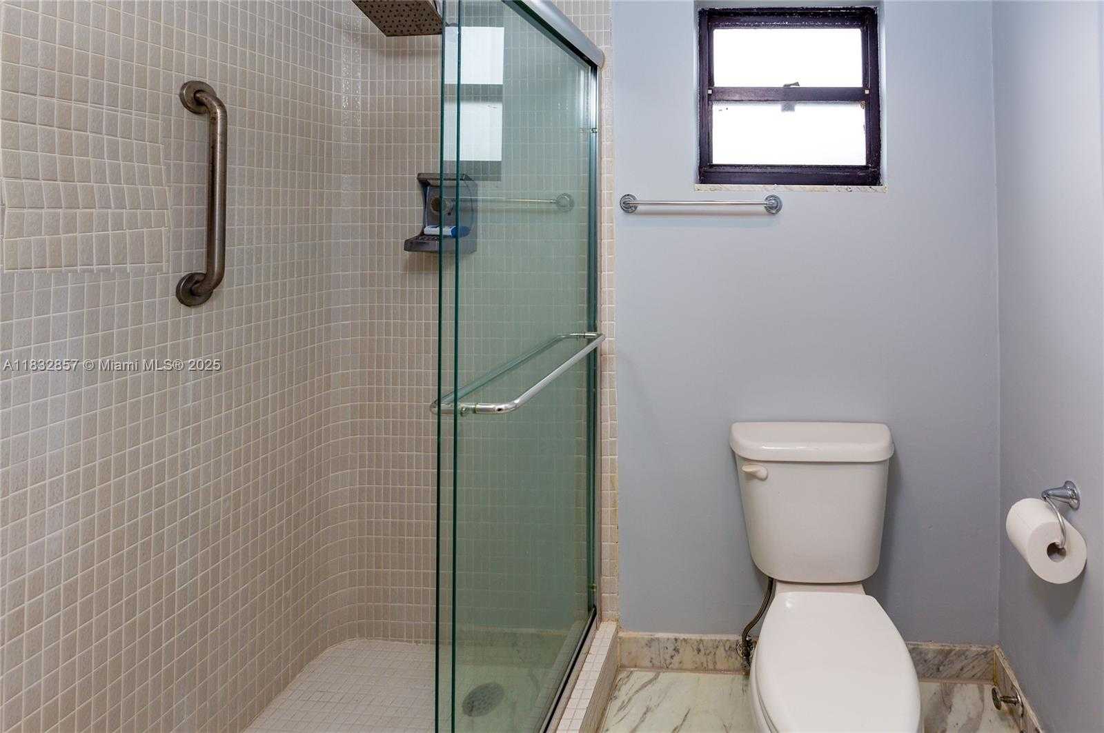 Small Image of 9180 WEST BAY HARBOR DR #5C, Bay Harbor Islands Number 16