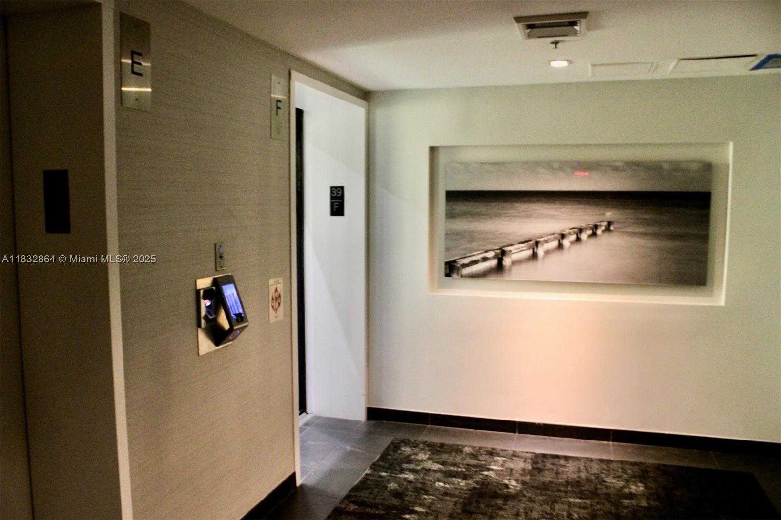 Small Image of 325 SOUTH BISCAYNE BLVD #3922, Miami Number 12
