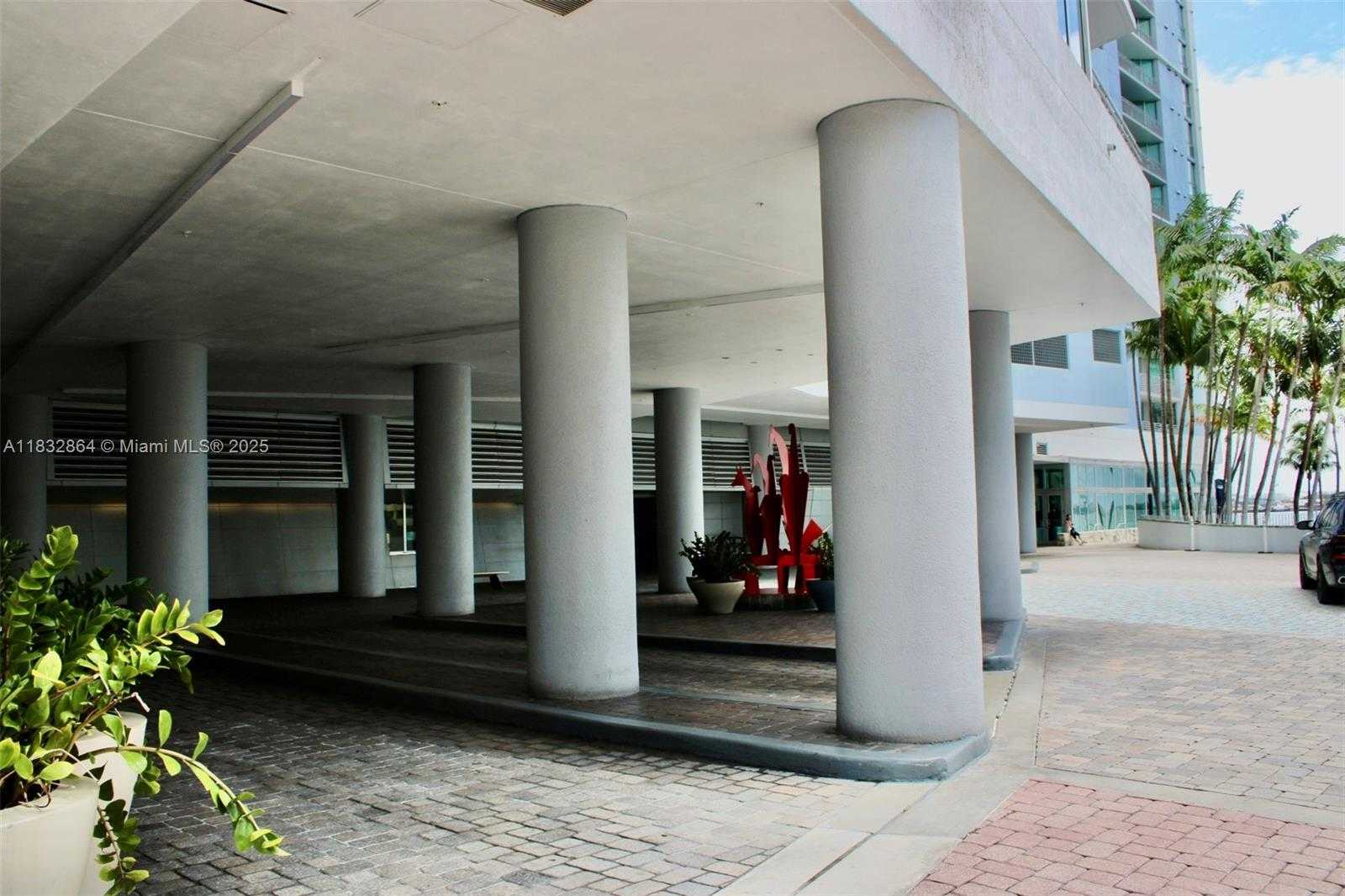 Small Image of 325 SOUTH BISCAYNE BLVD #3922, Miami Number 22