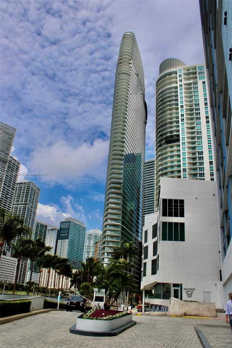 Small Image of 325 SOUTH BISCAYNE BLVD #3922, Miami Number 24