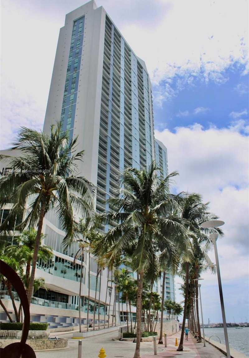 Small Image of 325 SOUTH BISCAYNE BLVD #3922, Miami Number 27