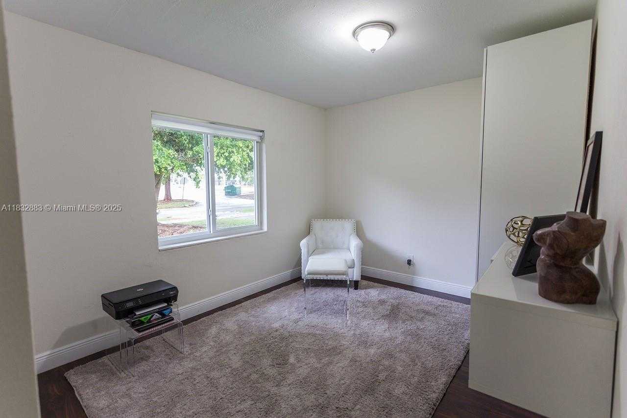 Small Image of 9710 SOUTH WEST 185TH TER, Cutler Bay Number 17