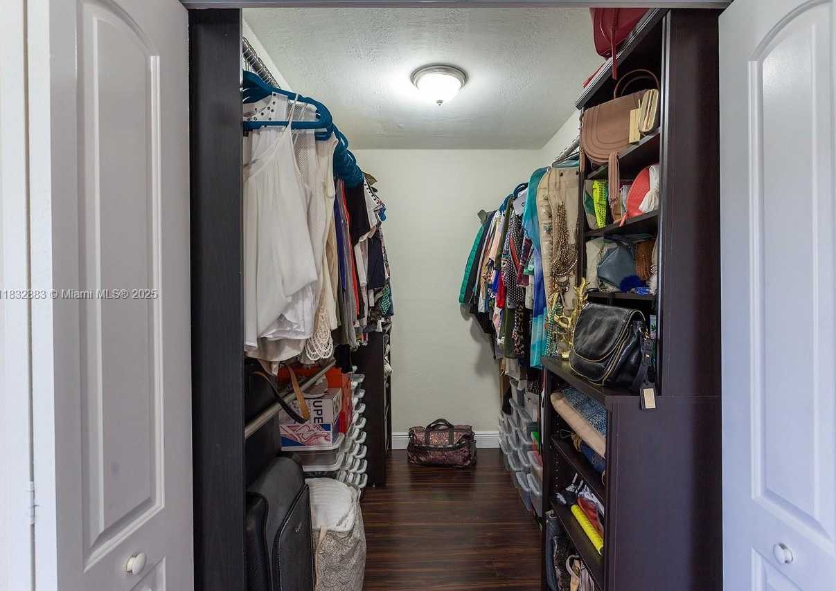Small Image of 9710 SOUTH WEST 185TH TER, Cutler Bay Number 22