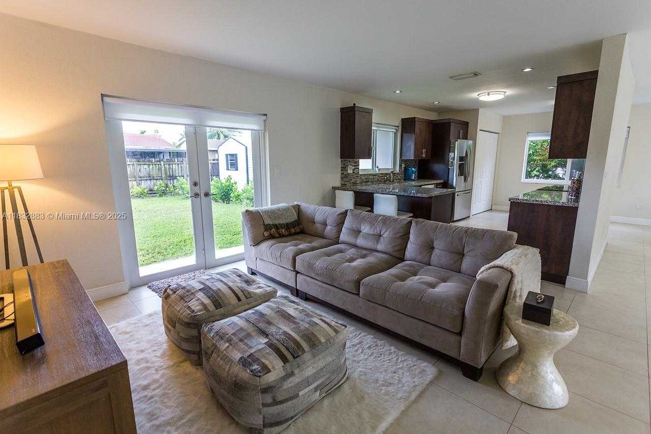 Small Image of 9710 SOUTH WEST 185TH TER, Cutler Bay Number 9