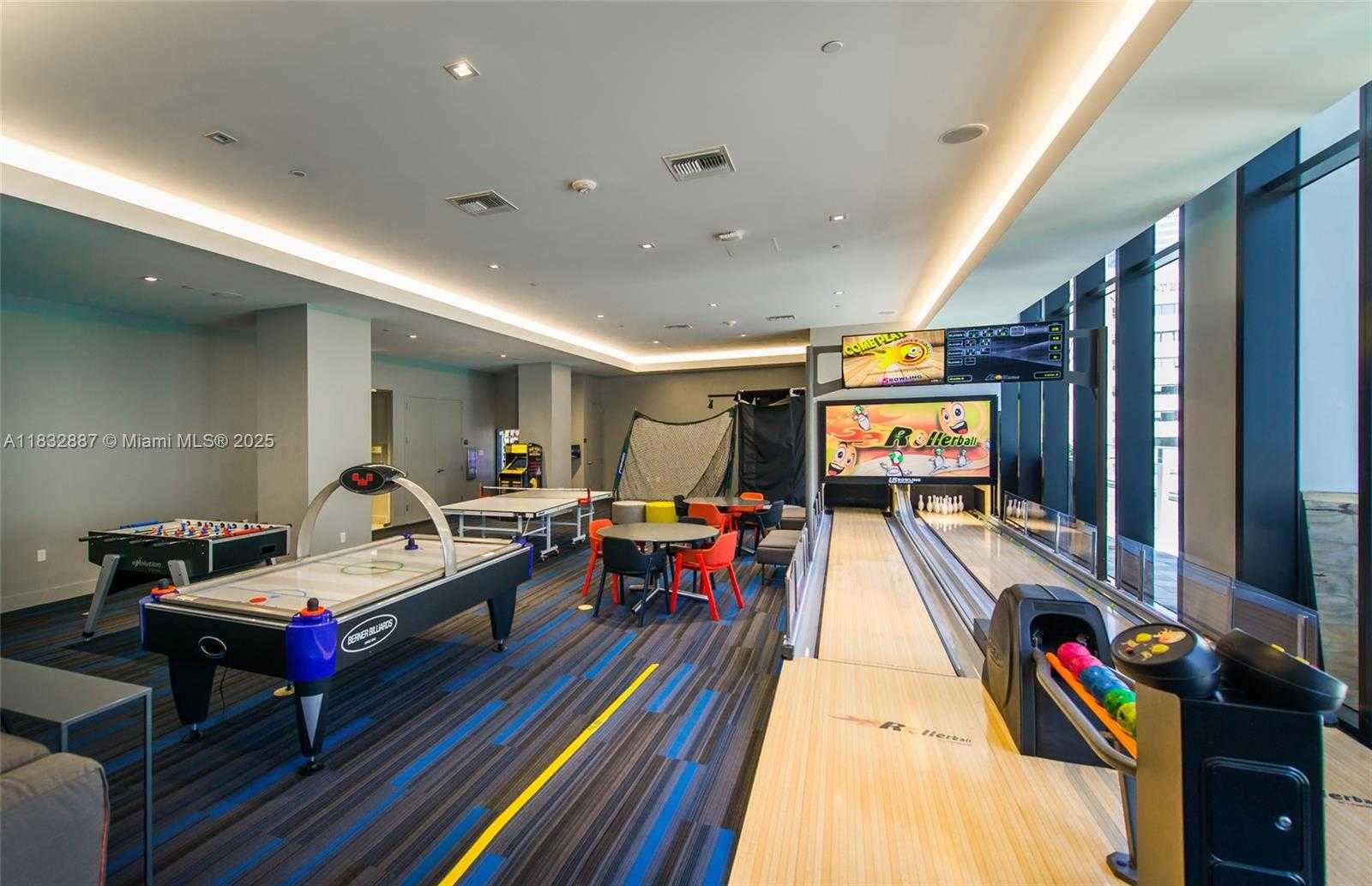 Small Image of 1010 BRICKELL AVE #3311, Miami Number 51