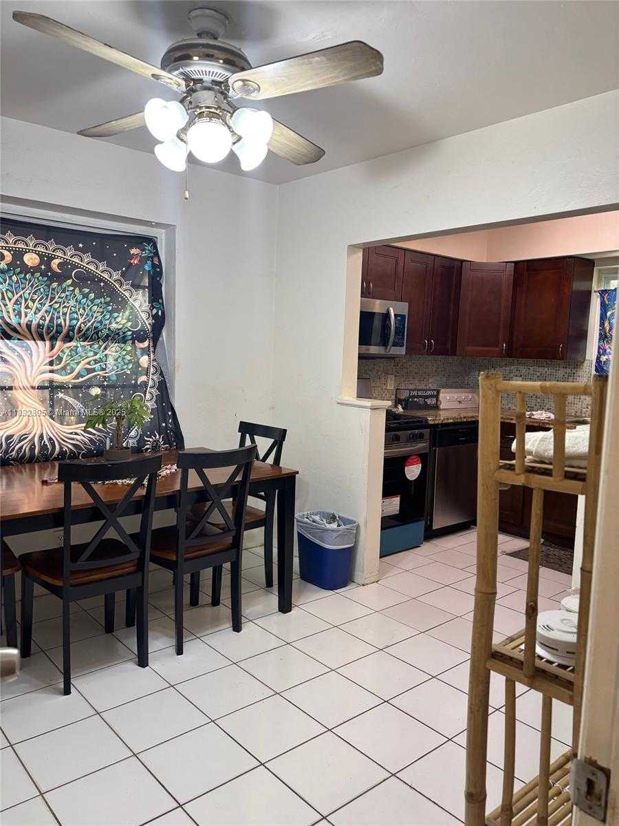 Small Image of 319 SOUTH 24TH AVE, Hollywood Number 10
