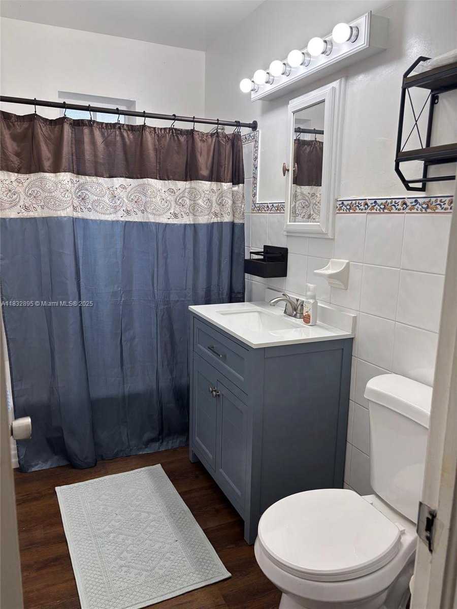 Small Image of 319 SOUTH 24TH AVE, Hollywood Number 15