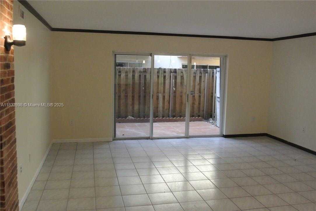 Small Image of 14903 SOUTH WEST 80TH ST #110, Miami Number 7