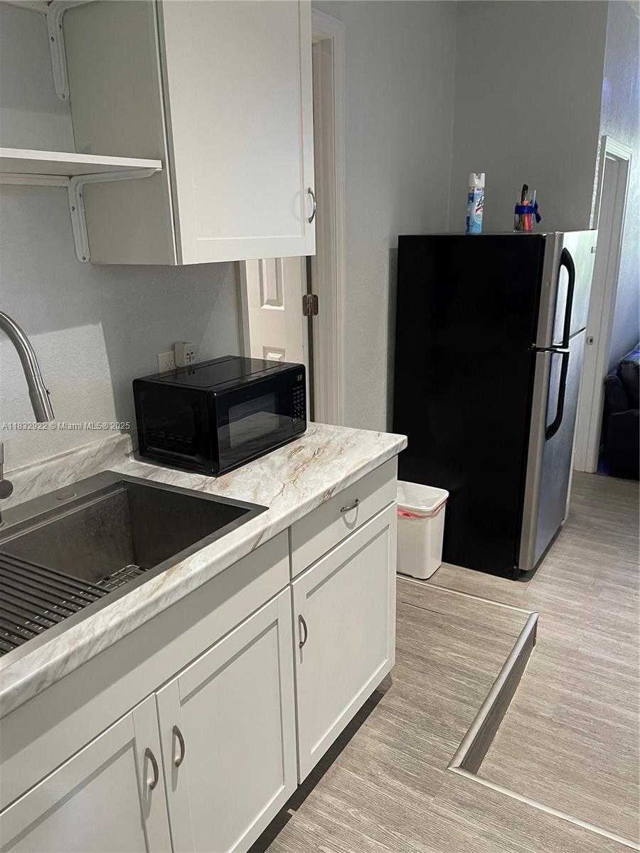 Small Image of 19700 SOUTH WEST 302ND ST, Homestead Number 5