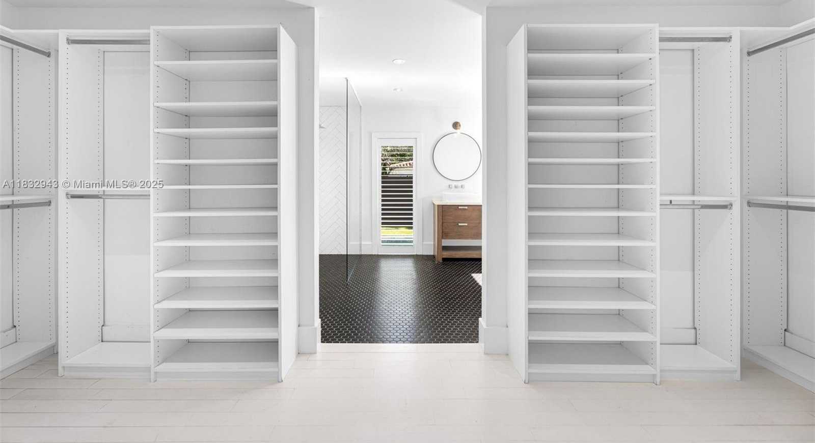 Small Image of 712 NORTH EAST 72ND ST, Miami Number 11