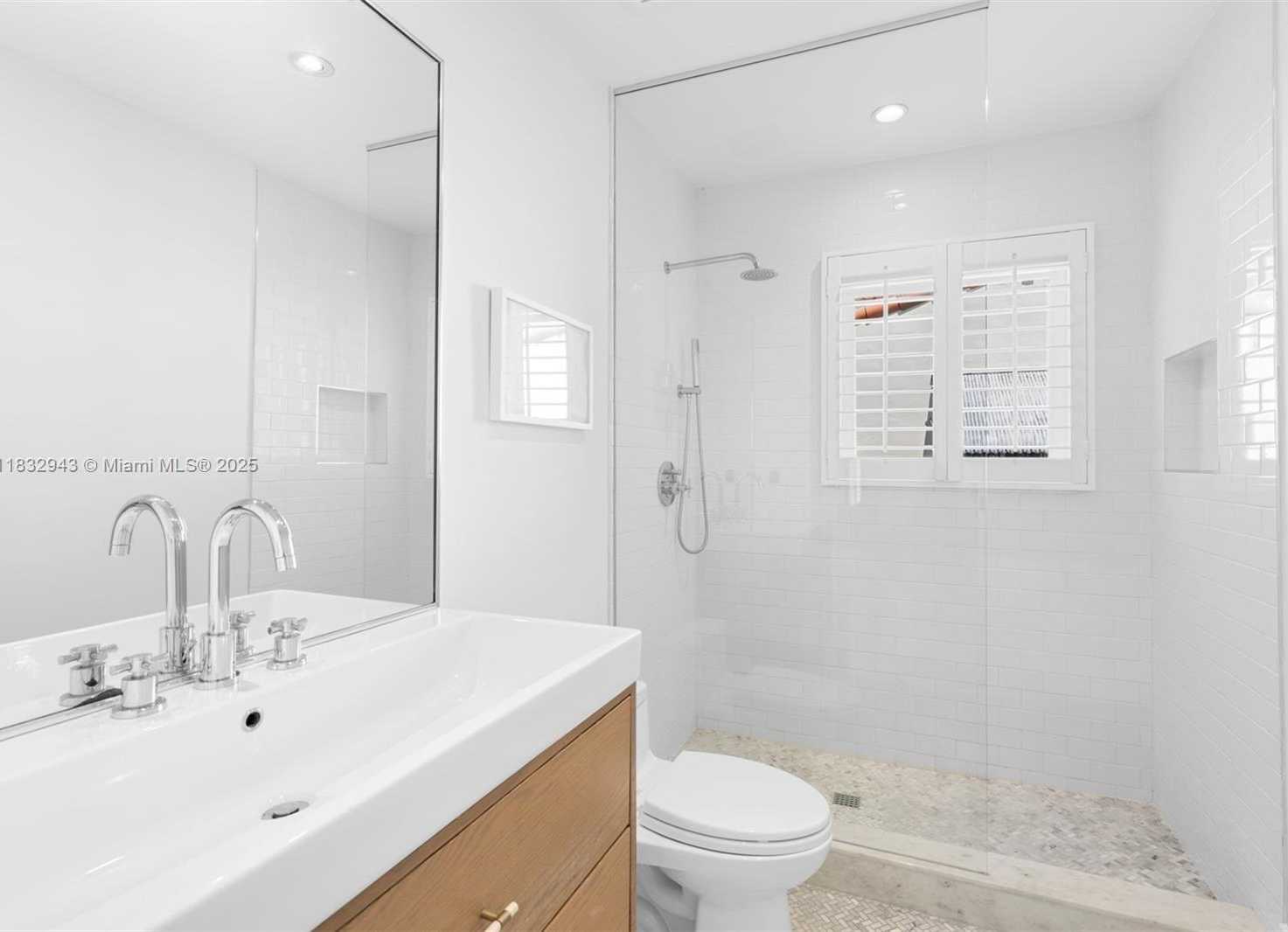 Small Image of 712 NORTH EAST 72ND ST, Miami Number 15