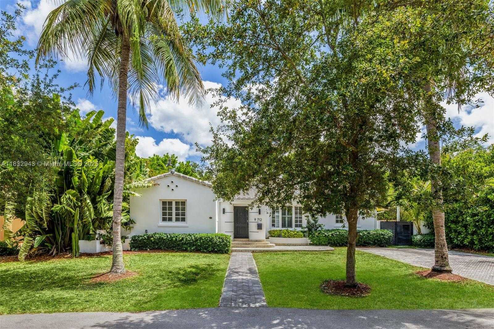 Small Image of 712 NORTH EAST 72ND ST, Miami Number 19