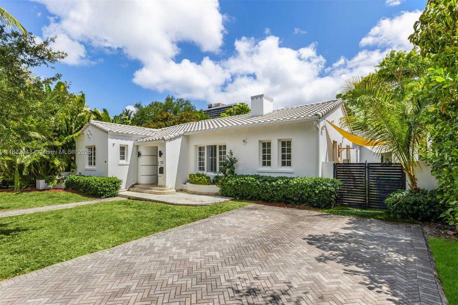 Small Image of 712 NORTH EAST 72ND ST, Miami Number 21