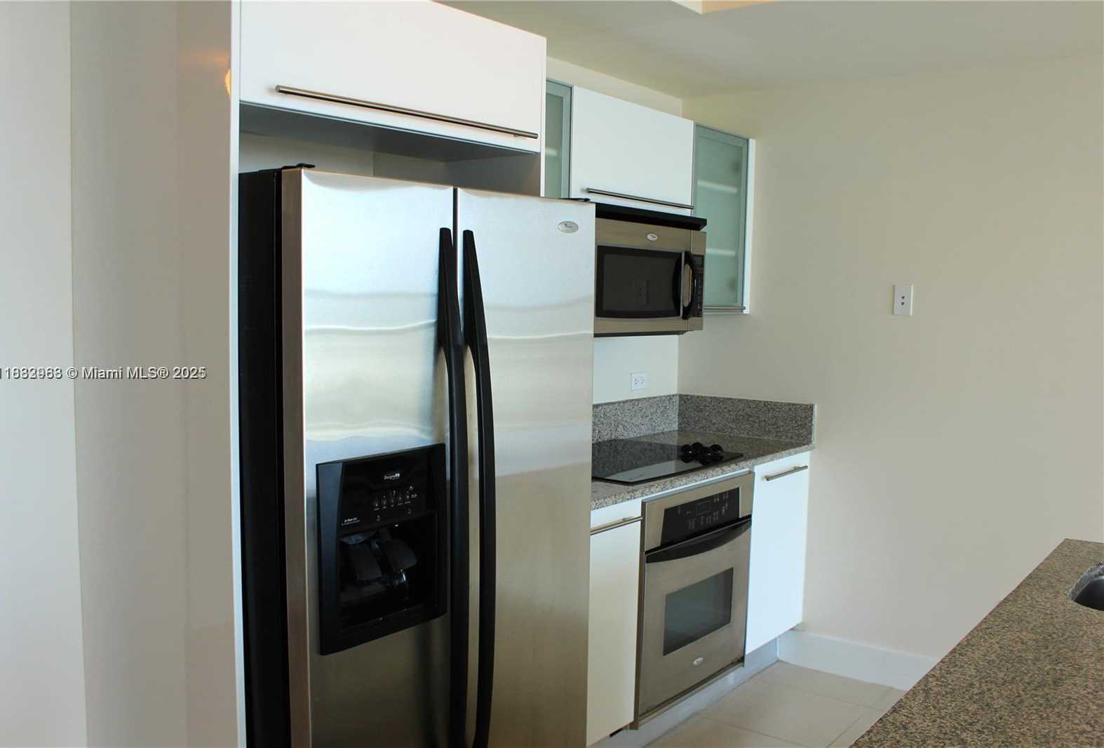 Small Image of 888 BISCAYNE BLVD #1806, Miami Number 5