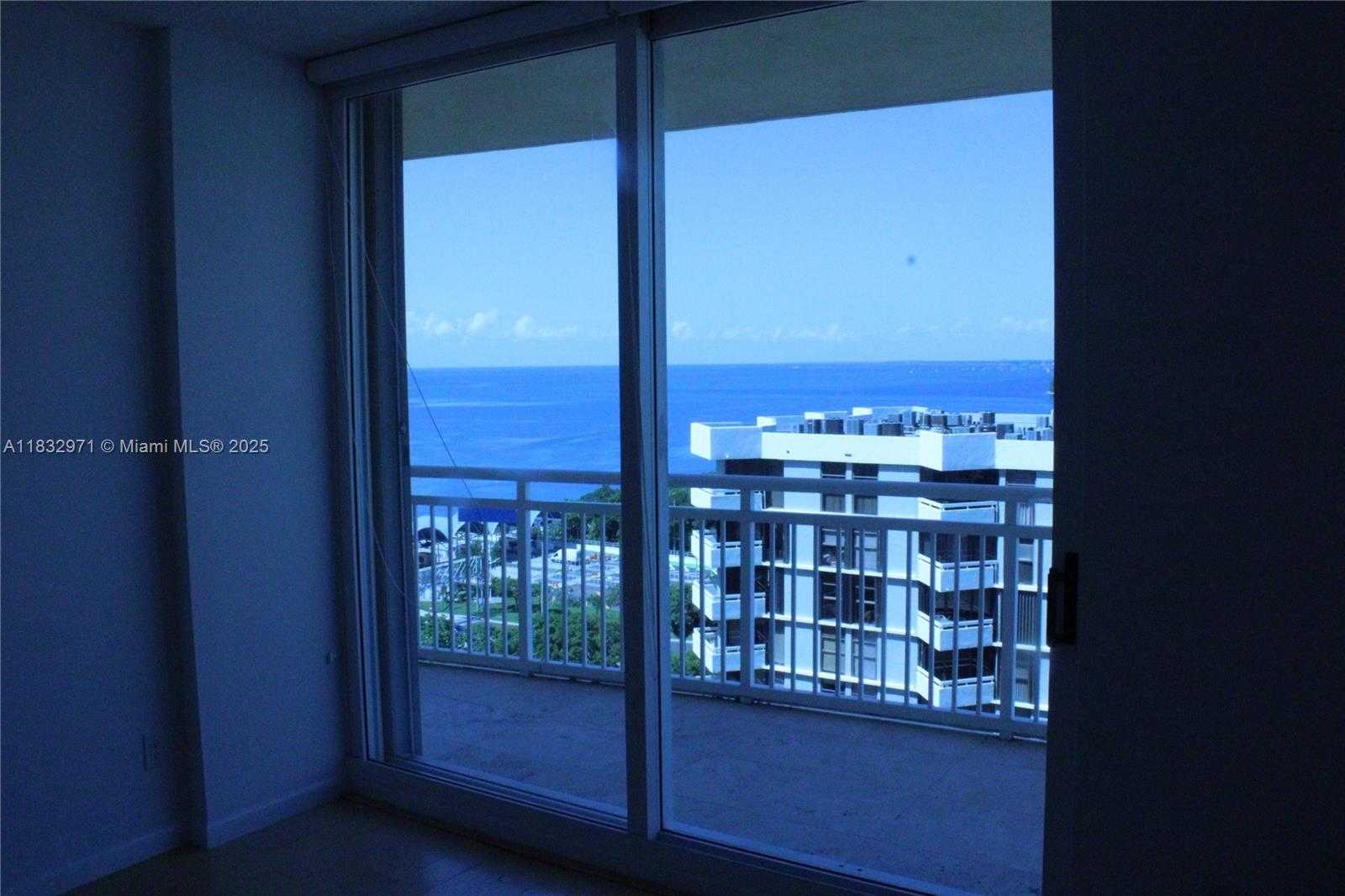 Small Image of 2475 BRICKELL AVE #1401, Miami Number 14