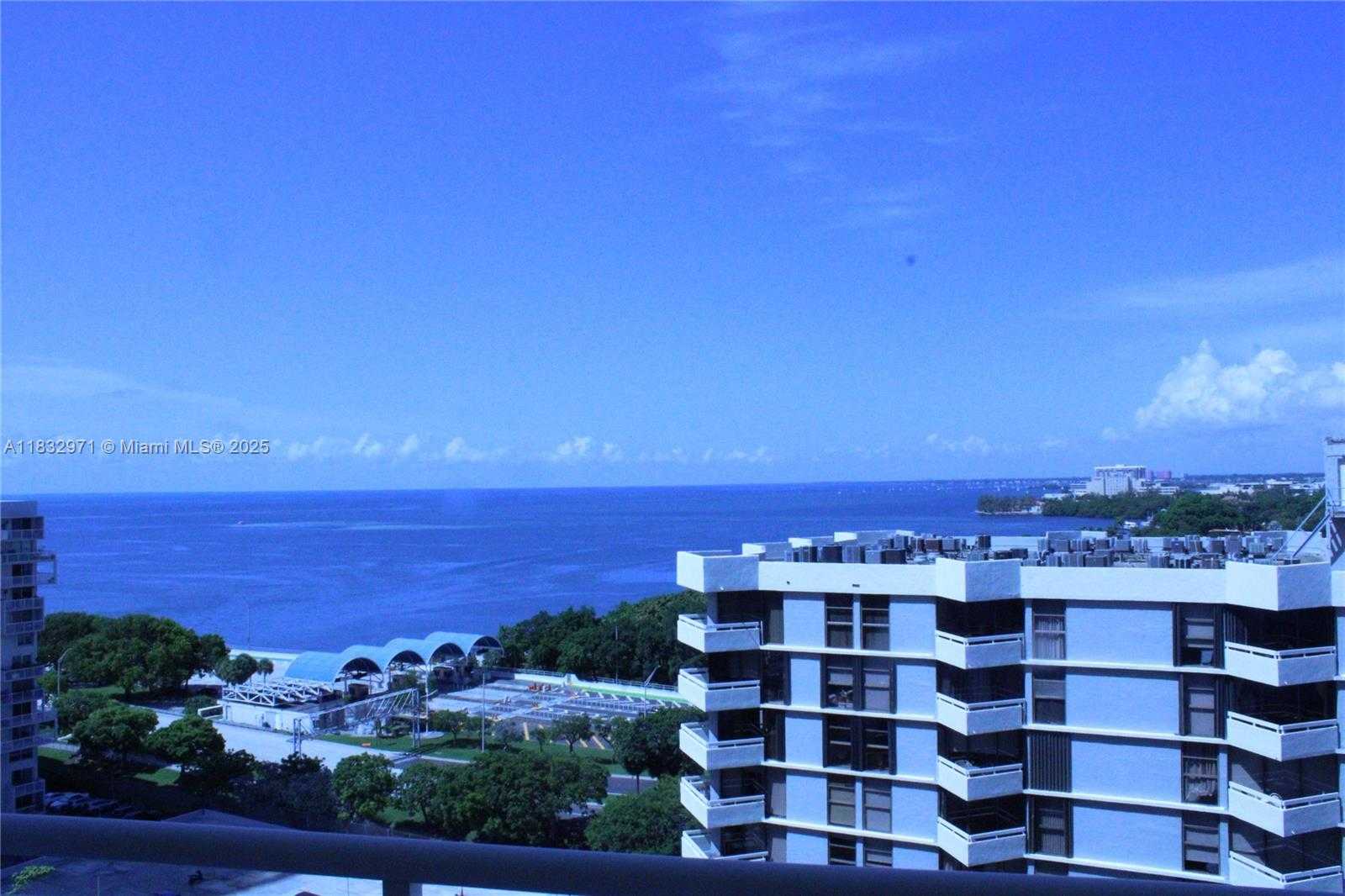 Small Image of 2475 BRICKELL AVE #1401, Miami Number 19