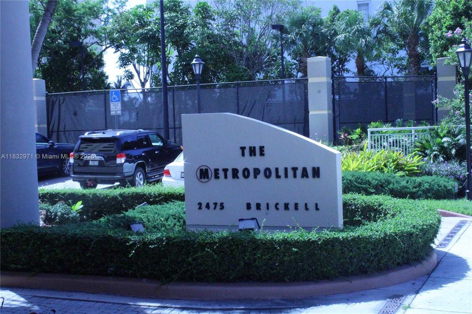 Small Image of 2475 BRICKELL AVE #1401, Miami Number 3