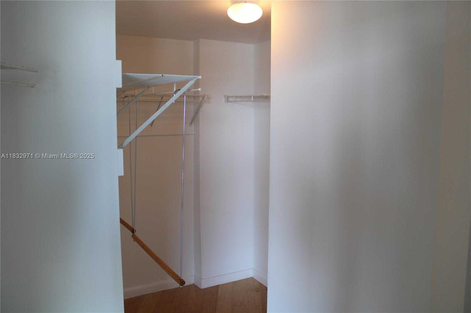 Small Image of 2475 BRICKELL AVE #1401, Miami Number 36