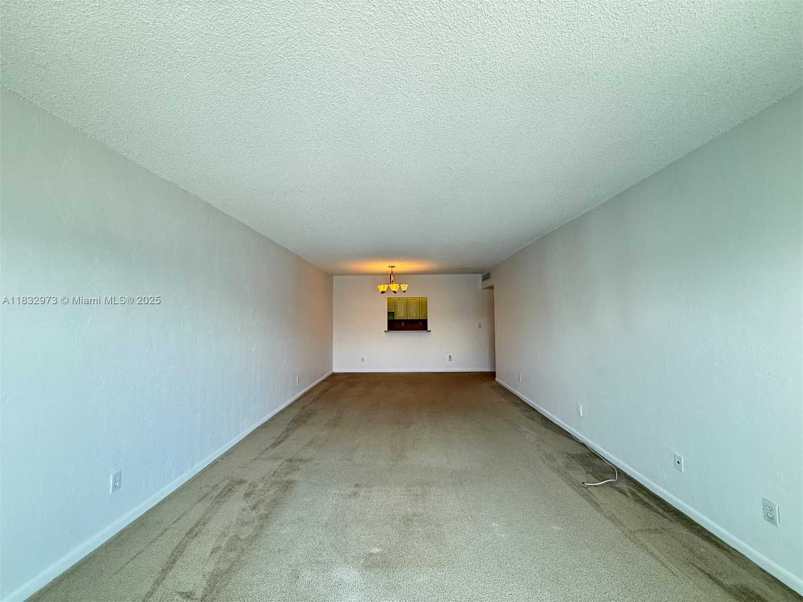 Small Image of 19380 COLLINS AVE #1605, Sunny Isles Beach Number 4