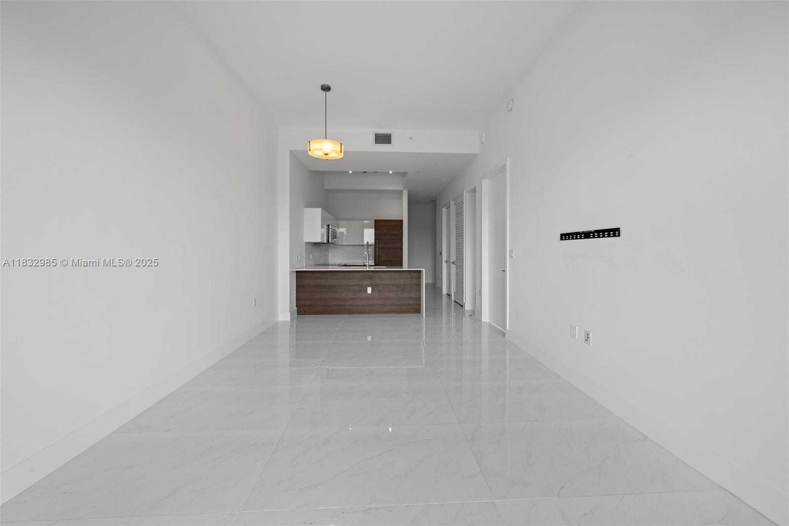 Small Image of 301 ALTARA AVE #213, Coral Gables Number 11