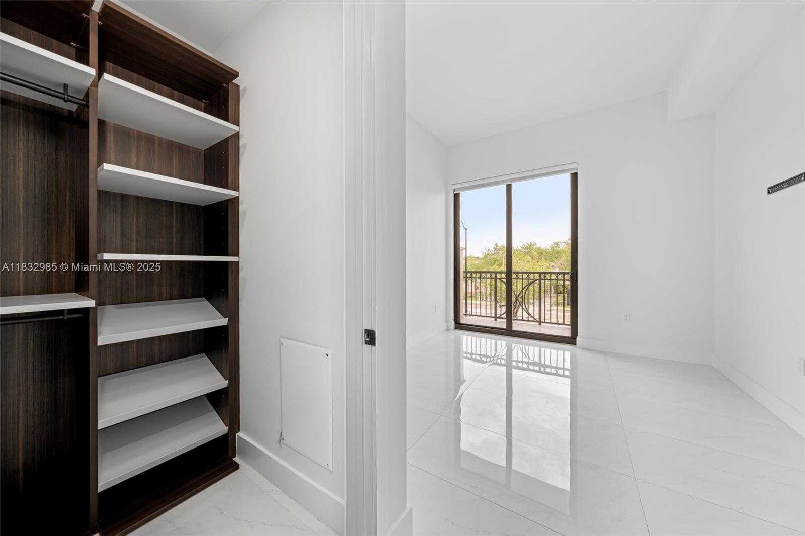 Small Image of 301 ALTARA AVE #213, Coral Gables Number 19