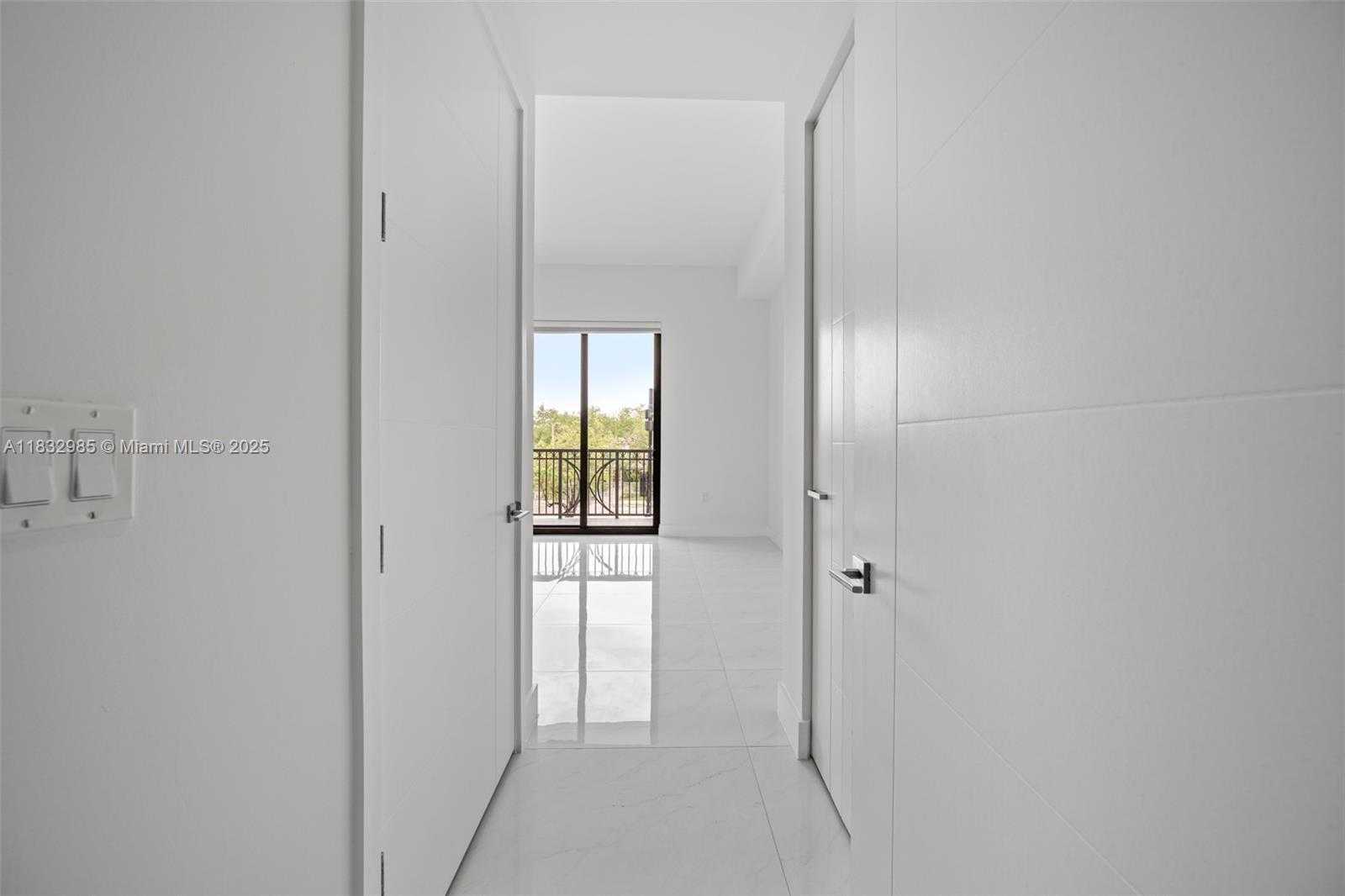 Small Image of 301 ALTARA AVE #213, Coral Gables Number 20