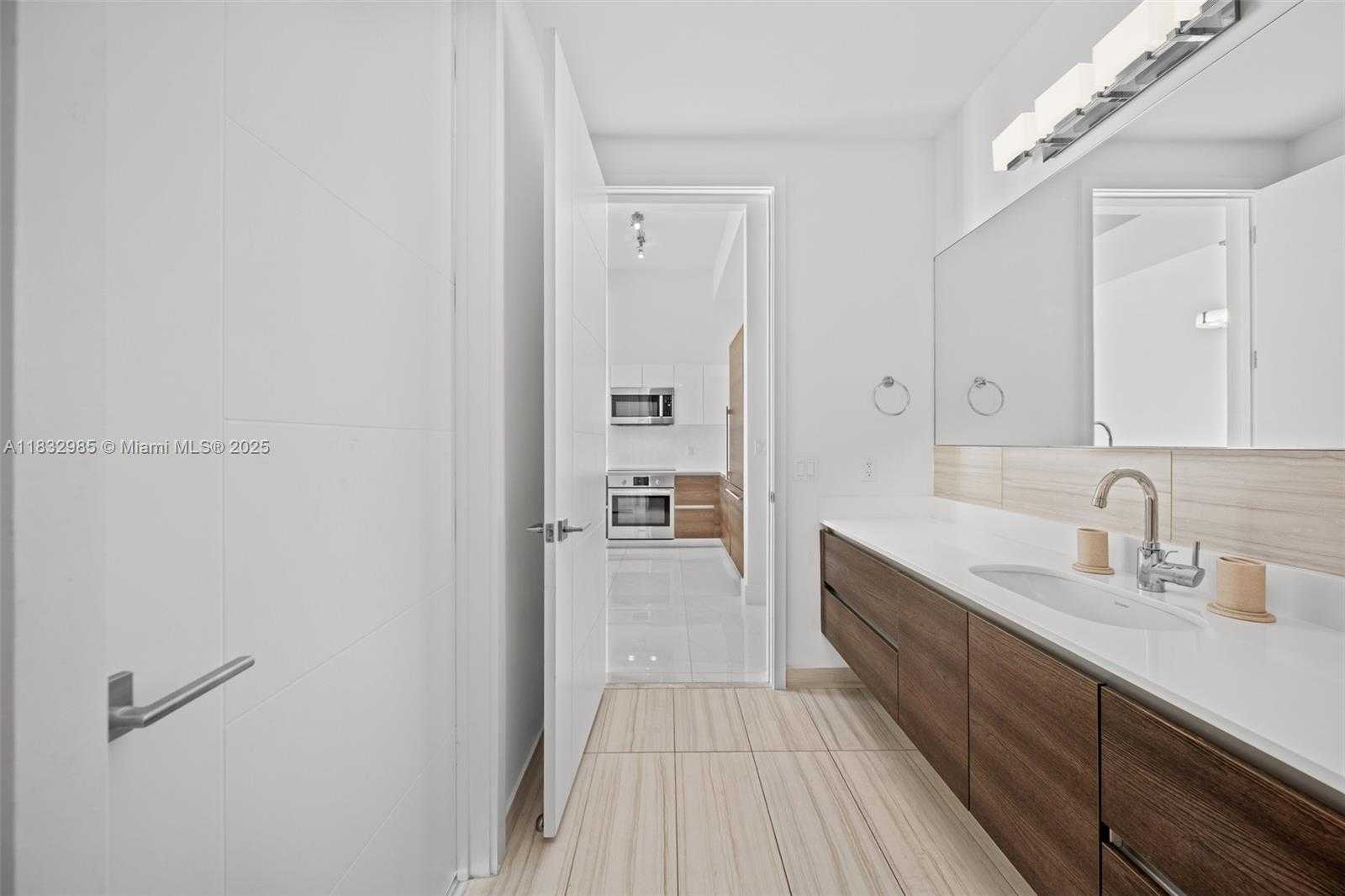 Small Image of 301 ALTARA AVE #213, Coral Gables Number 23