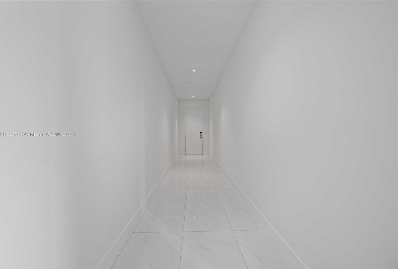 Small Image of 301 ALTARA AVE #213, Coral Gables Number 5
