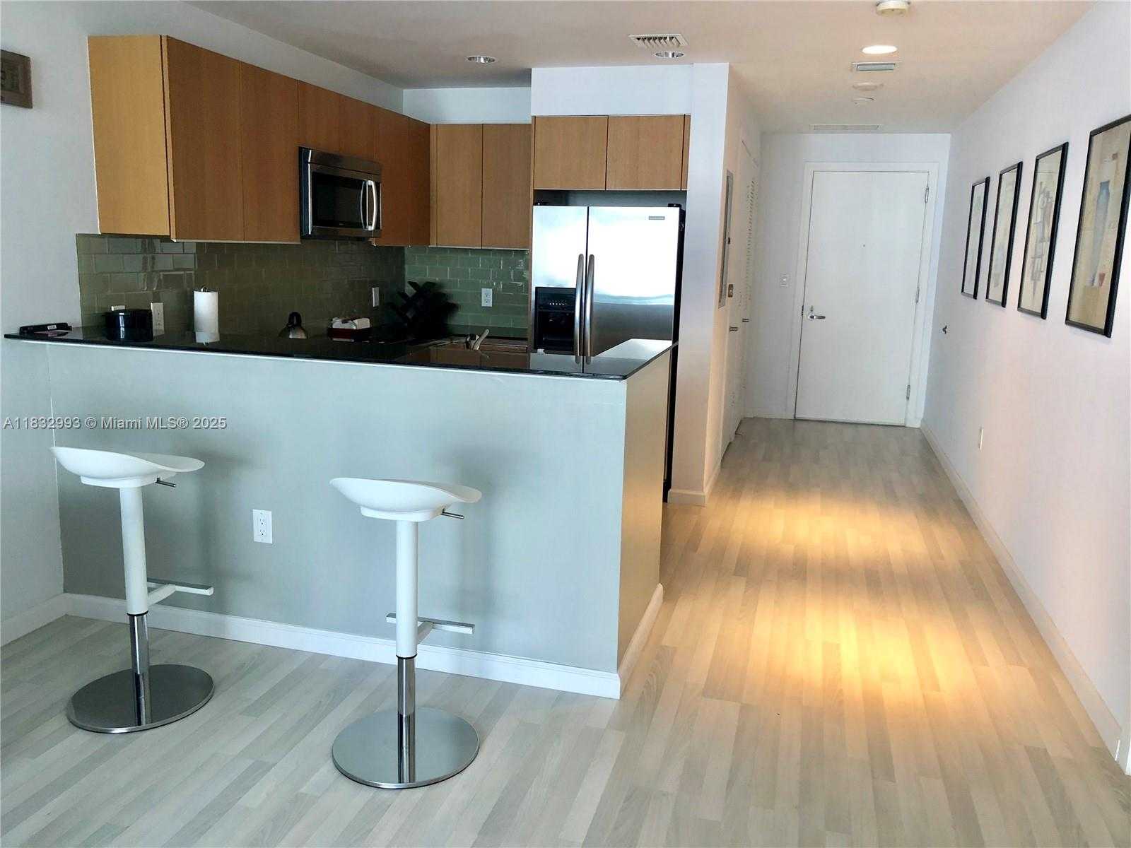 Small Image of 1060 BRICKELL AVE #3315, Miami Number 5