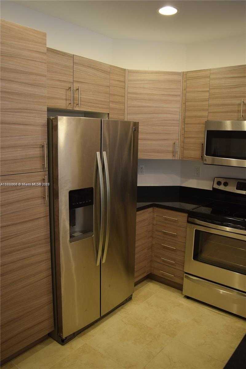 Small Image of 2574 SOUTH WEST 81ST TER #2588, Miramar Number 11