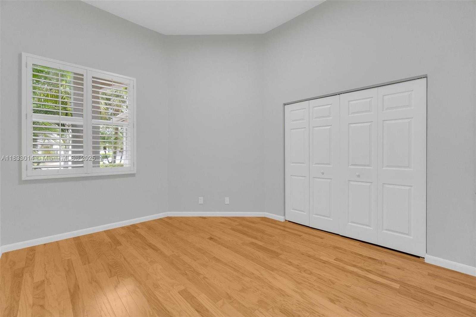 Small Image of 2553 BAY POINTE DR, Weston Number 12