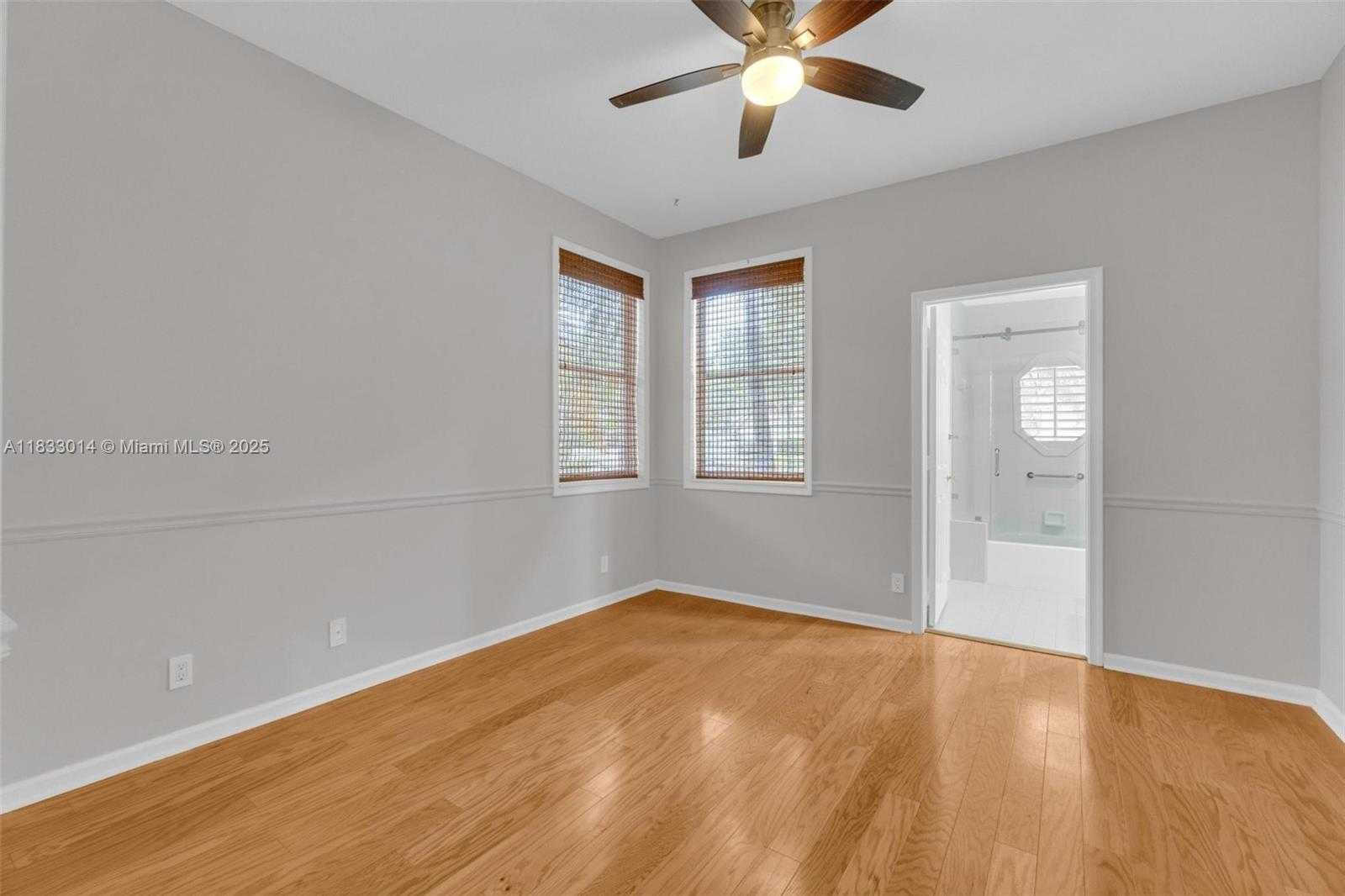 Small Image of 2553 BAY POINTE DR, Weston Number 24