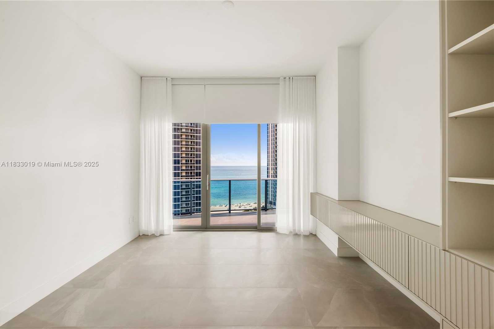 Small Image of 17550 COLLINS #1604, Sunny Isles Beach Number 11