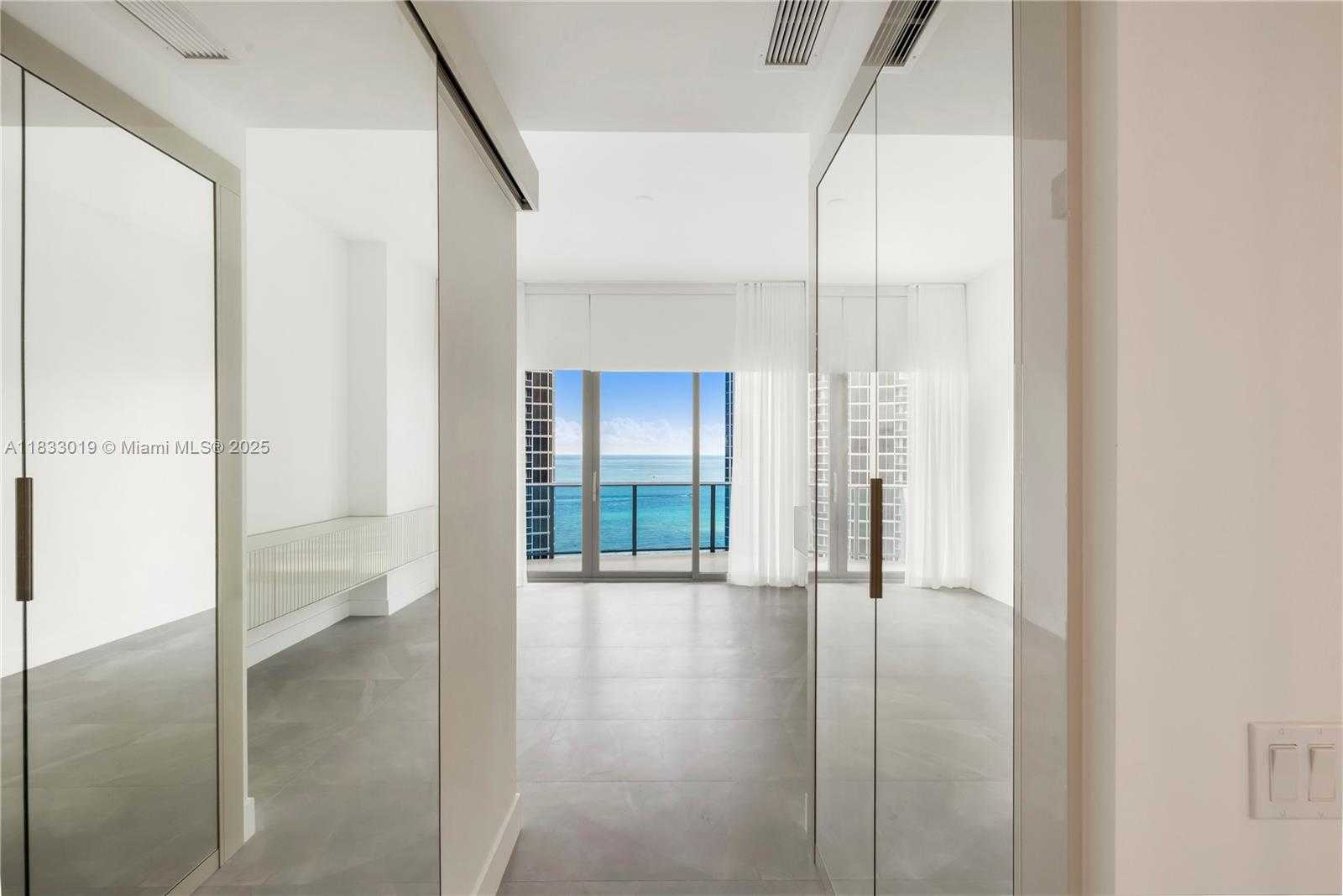 Small Image of 17550 COLLINS #1604, Sunny Isles Beach Number 13