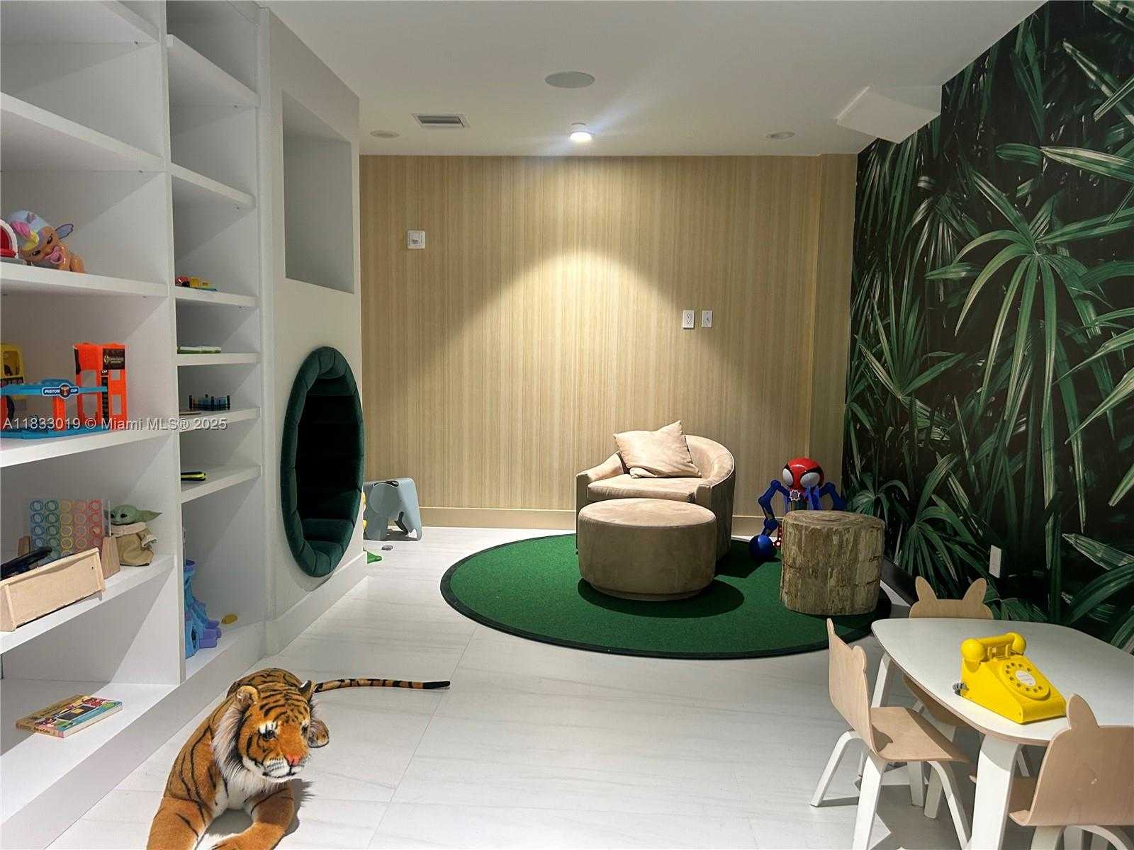 Small Image of 17550 COLLINS #1604, Sunny Isles Beach Number 29