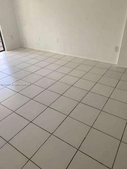 Small Image of 8309 SOUTH WEST 142ND AVE #H207, Miami Number 4