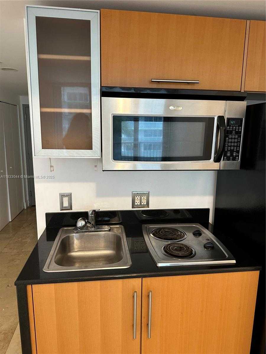 Small Image of 1750 NORTH BAYSHORE DR #1215, Miami Number 18